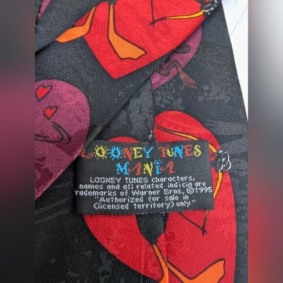 Vintage Looney Tunes Necktie Valentine's Day Hearts Necktie - Picture 5 of 10